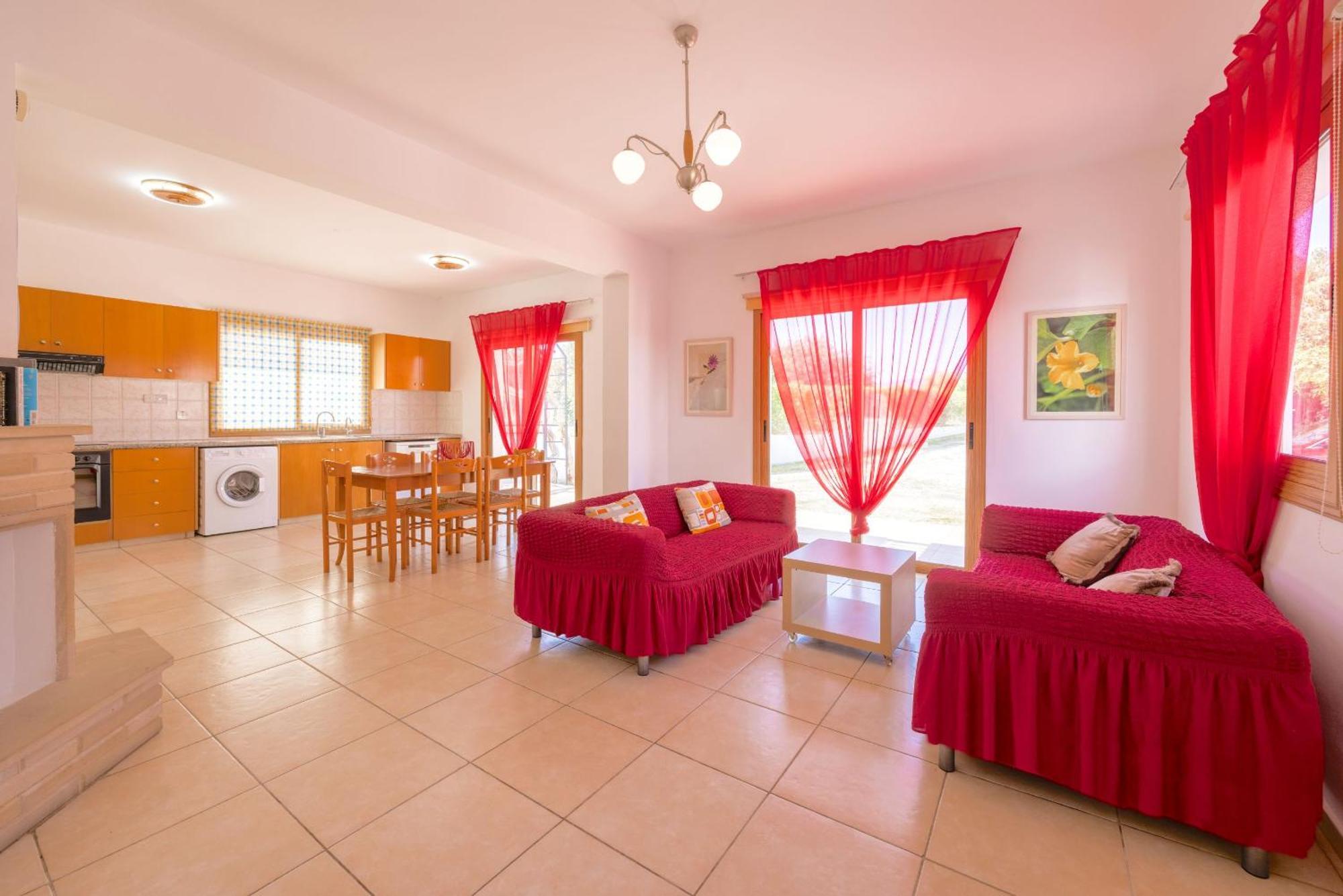 לאצ'י Villa Ira Finiki מראה חיצוני תמונה